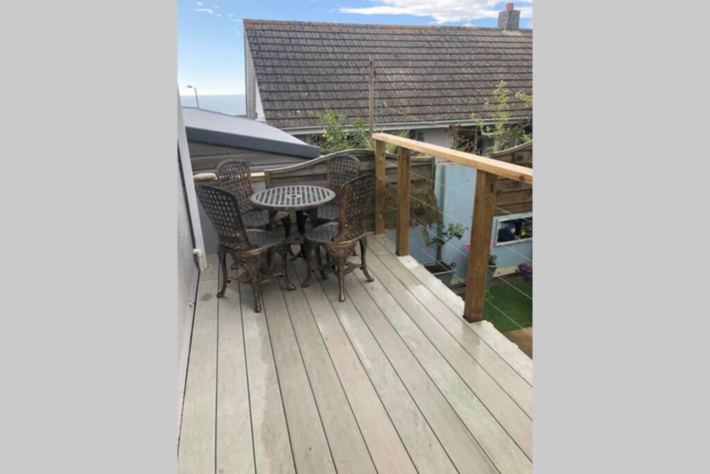 Six By The Sea - 2 Bed House - A Little Something For Everyone Saint Columb Minor Exterior foto